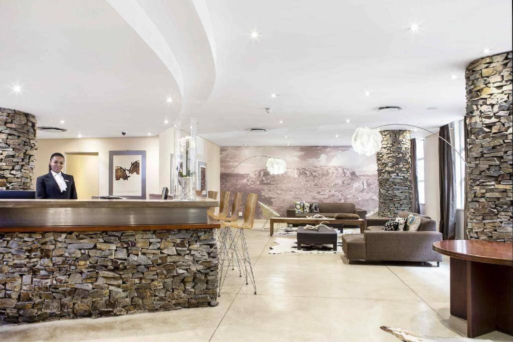 Mabungubwe Hotel Apartments - Home Away From Home Johannesburg Exterior photo
